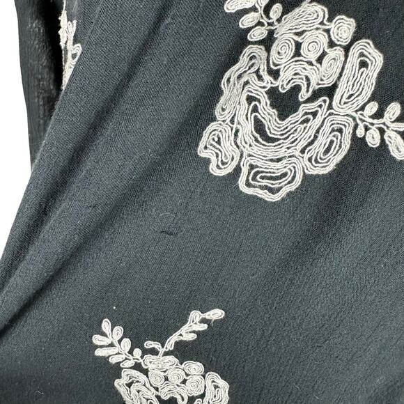 FREE PEOPLE Austin Black White Floral Embroidered Shift Mini Dress Boho Chic - Picture 4 of 7